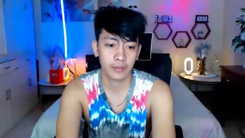 Snapshot of cutie_cumshow chatting on February 18, 2026, 10:50 pm Neil Taylor online show from February 18, 2026, 10:50 pm