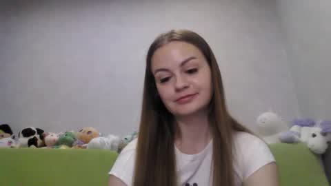 Snapshot of cutie_klo_ chatting on May 23, 2026, 2:50 am Chloe online show from May 23, 2026, 2:50 am