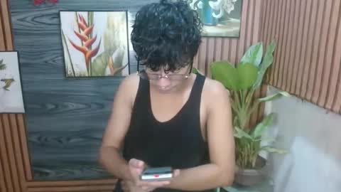 cutie_mico online show from February 14, 2026, 10:12 am