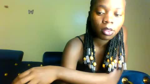 cutieplush online show from April 19, 2026, 8:44 pm