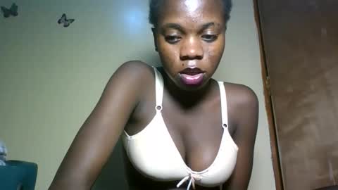 cutieplush online show from May 16, 2026, 7:45 pm