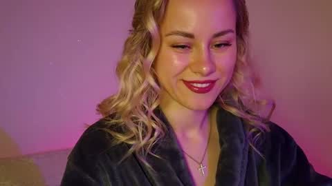 cutie_xoxo_ online show from May 29, 2026, 8:18 pm