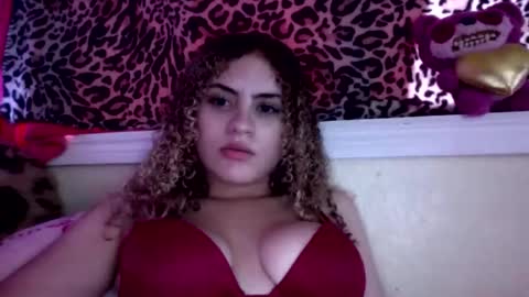 cutiekaylee online show from May 7, 2026, 2:28 am
