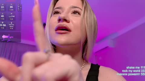 cutiepie69__ online show from May 2, 2026, 7:19 pm