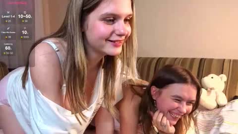 Snapshot of cuttiestwo chatting on February 26, 2026, 8:08 pm Kathrin Alice online show from February 26, 2026, 8:08 pm