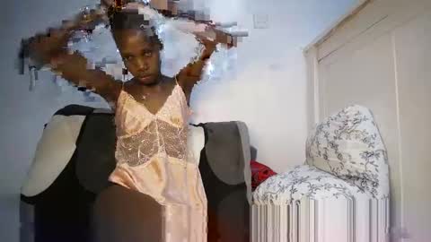 Snapshot of cutybella_ chatting on February 6, 2025, 2:55 am cutybella_ online show from February 6, 2025, 2:55 am
