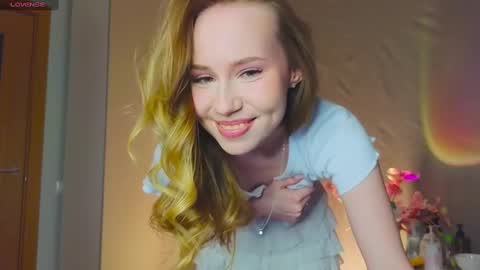 Snapshot of cuute_angell chatting on March 2, 2025, 7:56 pm Virginia See you on Sunday online show from March 2, 2025, 7:56 pm