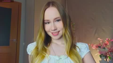 Snapshot of cuute_angell chatting on March 11, 2025, 5:02 pm Virginia See you on Sunday online show from March 11, 2025, 5:02 pm