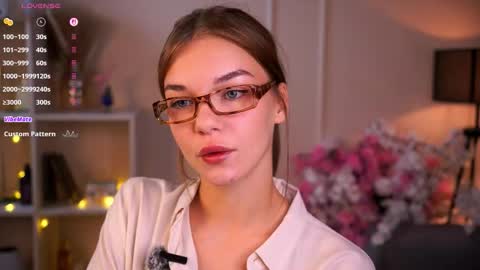 Snapshot of cwenbrayton chatting on September 27, 2025, 7:30 pm Cwen online show from September 27, 2025, 7:30 pm