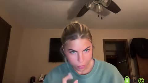 Snapshot of cxbraj chatting on February 25, 2026, 3:49 am cxbraj online show from February 25, 2026, 3:49 am