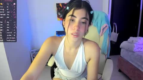 Snapshot of cyber_lizz chatting on October 22, 2025, 11:15 pm Liz online show from October 22, 2025, 11:15 pm