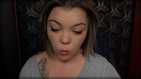 Snapshot of cyberdomme chatting on December 6, 2024, 6:17 pm Full time mean bitch. online show from December 6, 2024, 6:17 pm