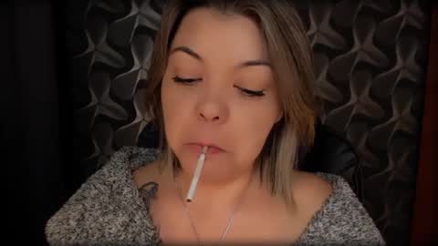 Snapshot of cyberdomme chatting on December 27, 2024, 12:18 am Full time mean bitch. online show from December 27, 2024, 12:18 am