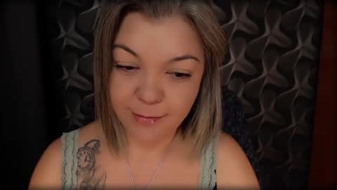 Snapshot of cyberdomme chatting on January 3, 2025, 6:11 am Full time mean bitch. online show from January 3, 2025, 6:11 am