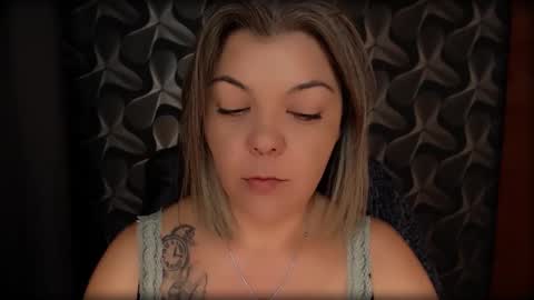 Snapshot of cyberdomme chatting on January 3, 2025, 9:15 am Full time mean bitch. online show from January 3, 2025, 9:15 am