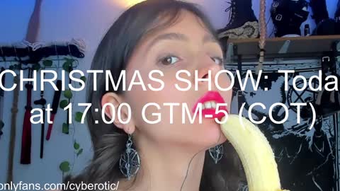 Snapshot of cyberotic_666 chatting on December 25, 2024, 7:02 pm Sophia - Independent model online show from December 25, 2024, 7:02 pm