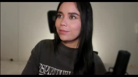 Snapshot of cyborgmuse chatting on November 5, 2025, 1:49 am cyborgmuse online show from November 5, 2025, 1:49 am