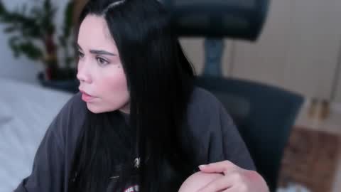 cyborgmuse online show from November 21, 2025, 3:11 pm