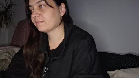 Snapshot of cyndee_winter chatting on October 16, 2025, 6:09 pm Cyndee Winter online show from October 16, 2025, 6:09 pm