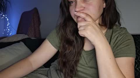 Snapshot of cyndee_winter chatting on October 21, 2025, 8:09 pm Cyndee Winter online show from October 21, 2025, 8:09 pm