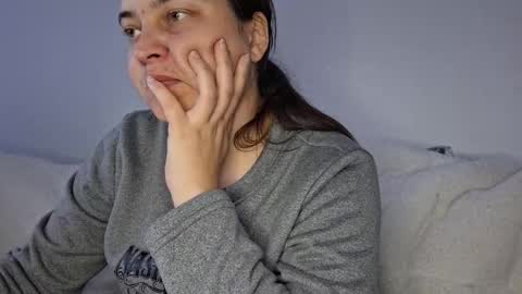 Snapshot of cyndee_winter chatting on October 25, 2025, 2:35 pm Cyndee Winter online show from October 25, 2025, 2:35 pm