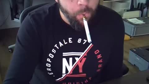 cyrsug online show from December 5, 2025, 11:08 am