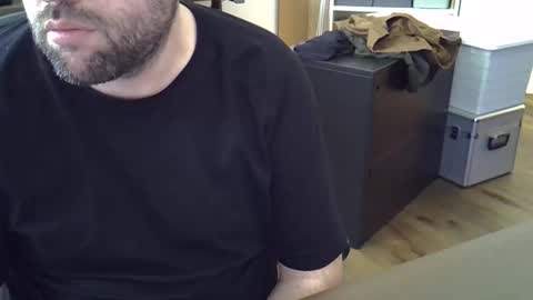 cyrsug online show from March 21, 2026, 9:36 am