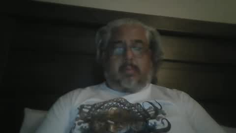 Snapshot of czar1974 chatting on January 2, 2025, 11:16 pm czar1974 online show from January 2, 2025, 11:16 pm