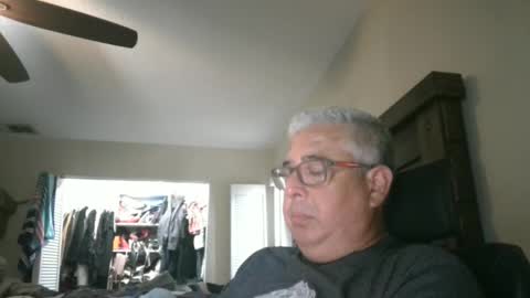 Snapshot of czar1974 chatting on October 12, 2025, 8:52 pm czar1974 online show from October 12, 2025, 8:52 pm