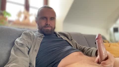 Snapshot of d0n_gi0vanni chatting on January 22, 2025, 11:01 am d0n_gi0vanni online show from January 22, 2025, 11:01 am