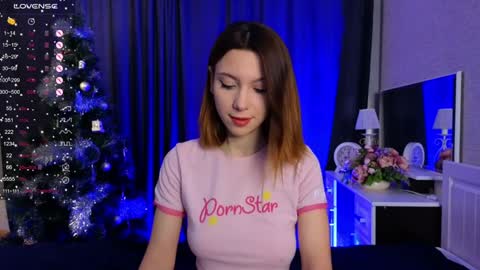 Dora use speakers. I really like to talk online show from January 11, 2025, 9:15 pm