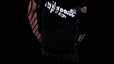 Snapshot of d_w_londonboy chatting on December 25, 2024, 11:43 am d w londonboy online show from December 25, 2024, 11:43 am