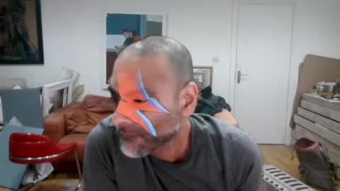 Snapshot of d_w_londonboy chatting on December 30, 2024, 12:00 am d w londonboy online show from December 30, 2024, 12:00 am