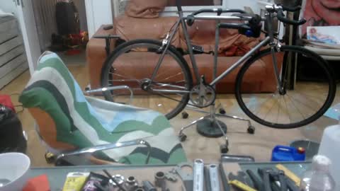 Snapshot of d_w_londonboy chatting on January 4, 2025, 4:54 pm d w londonboy online show from January 4, 2025, 4:54 pm