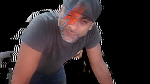 Snapshot of d_w_londonboy chatting on January 19, 2025, 4:33 am d w londonboy online show from January 19, 2025, 4:33 am