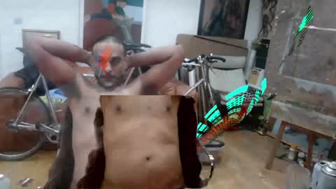 Snapshot of d_w_londonboy chatting on January 25, 2025, 6:12 am d w londonboy online show from January 25, 2025, 6:12 am