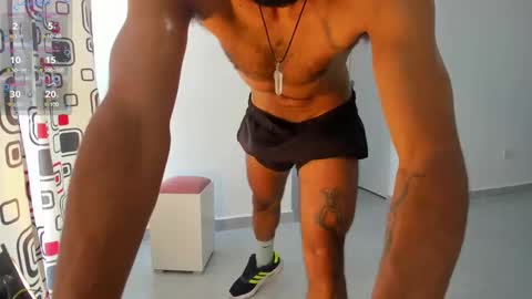 Snapshot of daarkomalfoy chatting on January 25, 2025, 2:25 pm Mauricio online show from January 25, 2025, 2:25 pm