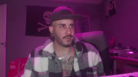 Snapshot of dabirdfree chatting on November 13, 2025, 1:04 am Destroyer online show from November 13, 2025, 1:04 am