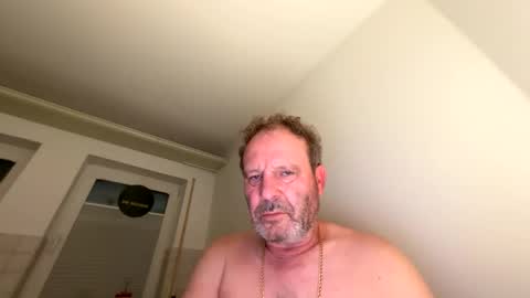 dachdecker7269 online show from February 7, 2026, 3:32 am