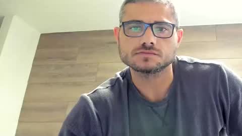 dadalex online show from February 13, 2025, 8:17 am