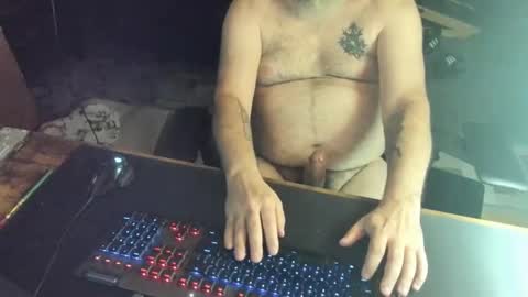 Snapshot of dadbodfatrod chatting on November 6, 2025, 9:05 pm Daddy online show from November 6, 2025, 9:05 pm