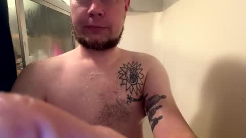 Snapshot of daddycam33 chatting on April 22, 2026, 12:24 am DaddyCam33 online show from April 22, 2026, 12:24 am