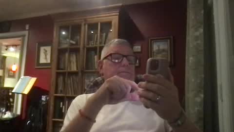 Snapshot of daddycok4 chatting on March 5, 2025, 12:49 am DaddyCok4 online show from March 5, 2025, 12:49 am