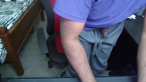 daddyd3shv2 online show from April 16, 2026, 2:51 pm