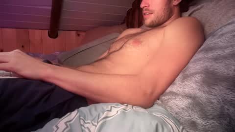 Snapshot of daddydoesit69 chatting on December 21, 2024, 4:09 am Leo online show from December 21, 2024, 4:09 am