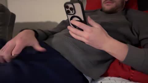 Snapshot of daddydoesit69 chatting on January 8, 2025, 1:00 am Leo online show from January 8, 2025, 1:00 am