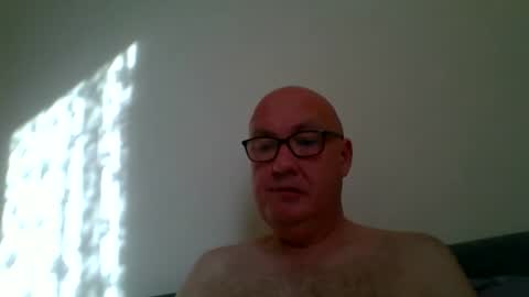 daddyhere4uall6 online show from November 2, 2025, 8:28 am