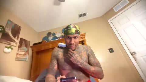 Snapshot of daddyjanimal chatting on January 9, 2026, 7:44 am sexy tatted king bbc online show from January 9, 2026, 7:44 am