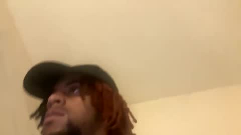 Snapshot of daddylongyk chatting on February 15, 2026, 4:42 am daddylongyk online show from February 15, 2026, 4:42 am