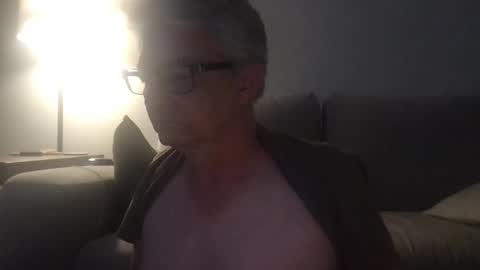 Snapshot of daddymike92883_1 chatting on January 22, 2025, 10:18 am daddymike92883_1 online show from January 22, 2025, 10:18 am